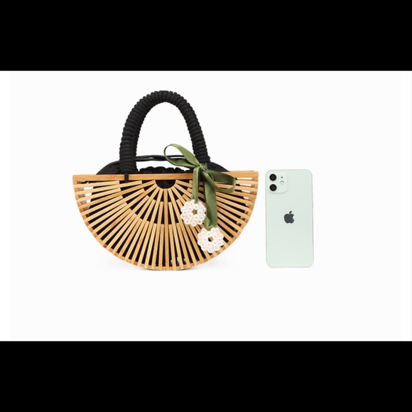 Black braided bamboo handbag with canvas bag - Picture 13 of 13